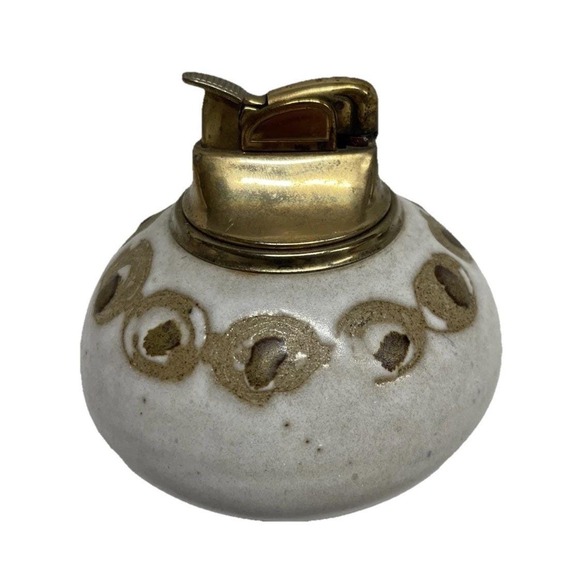 The Unbranded Brand | Art | Vintage Mid Century Ceramic Table Lighter ...